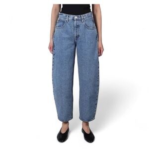 ÉTICA IRIS RELAXED BARREL JEAN, Size 28 Color is light blue wash EUC Like New